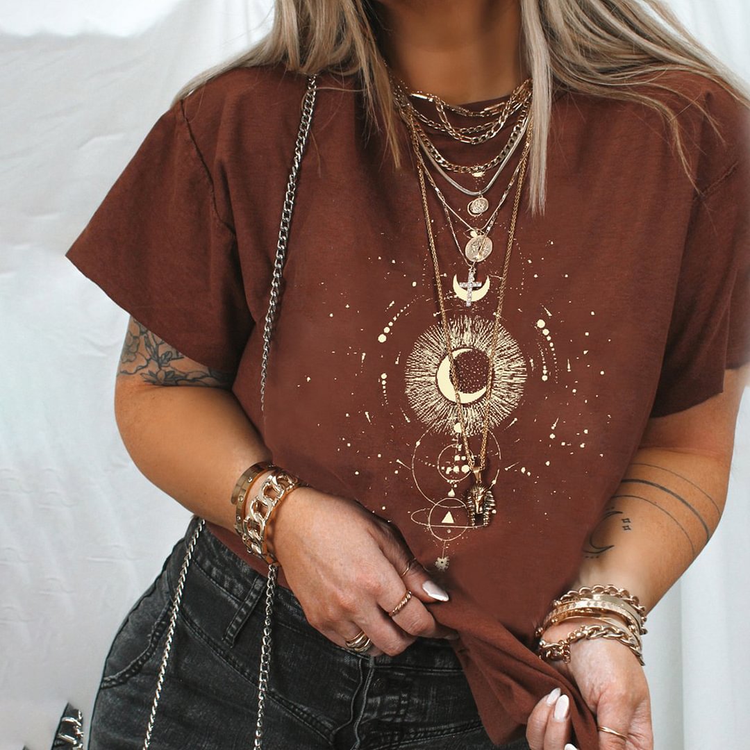 Neojana Popular Moon Print Women T-Shirt