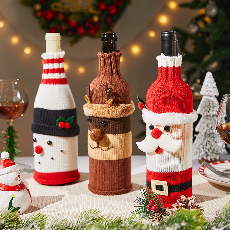 "Deluxe Christmas Wine Bottle Covers - Santa & Christmas Tree for Holiday Decor"