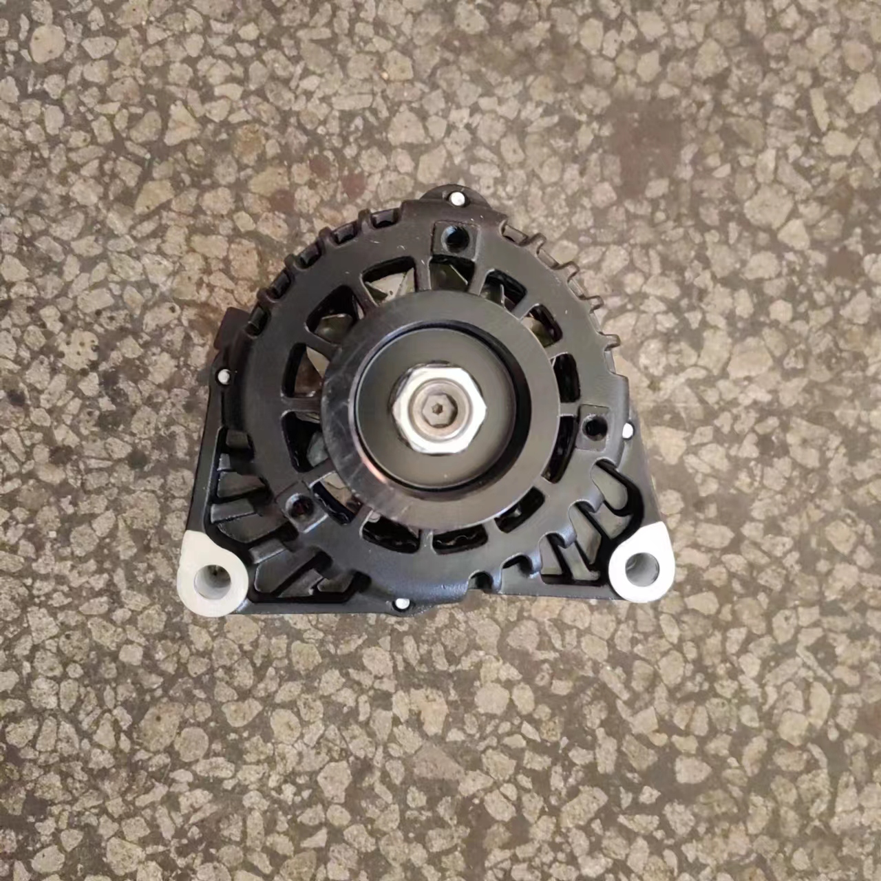 ATG20391 Alternator for mercury yachts 61007429   09JA21A0288  9SI/61007429   SAE J1171   SAEJ1171