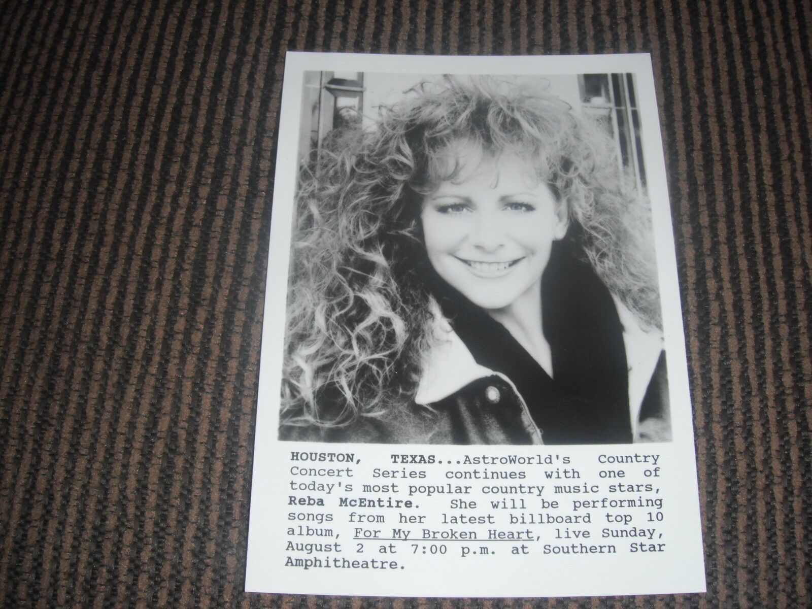 Reba McEntire Houston Texas 5x7 B&W Publicity Photo Poster painting Promo #1