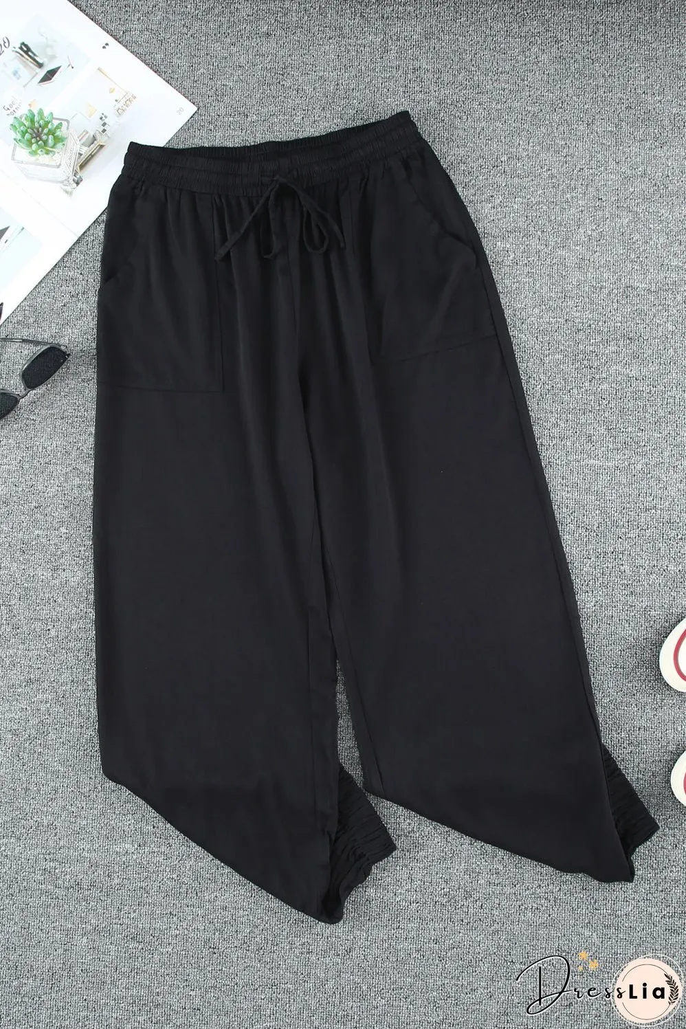 Drawstring Waist Joggers with Pockets