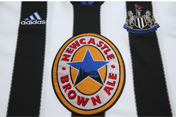 Retro 1999-2000 Newcastle United Home Football Shirt