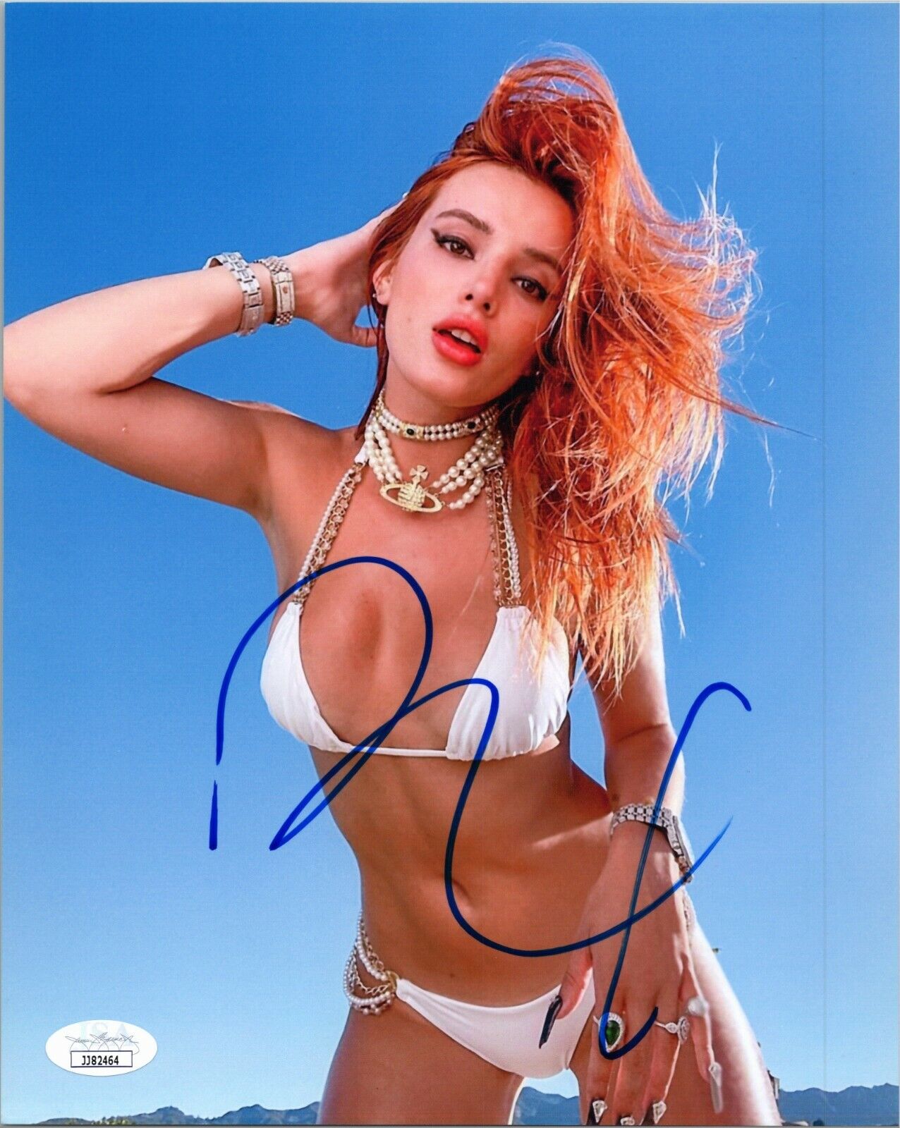 ~~ BELLA THORNE Authentic Hand-Signed SUPER SEXY