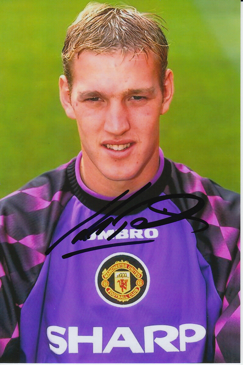 MANCHESTER UNITED HAND SIGNED KEVIN PILKINGTON 6X4 Photo Poster painting 1.