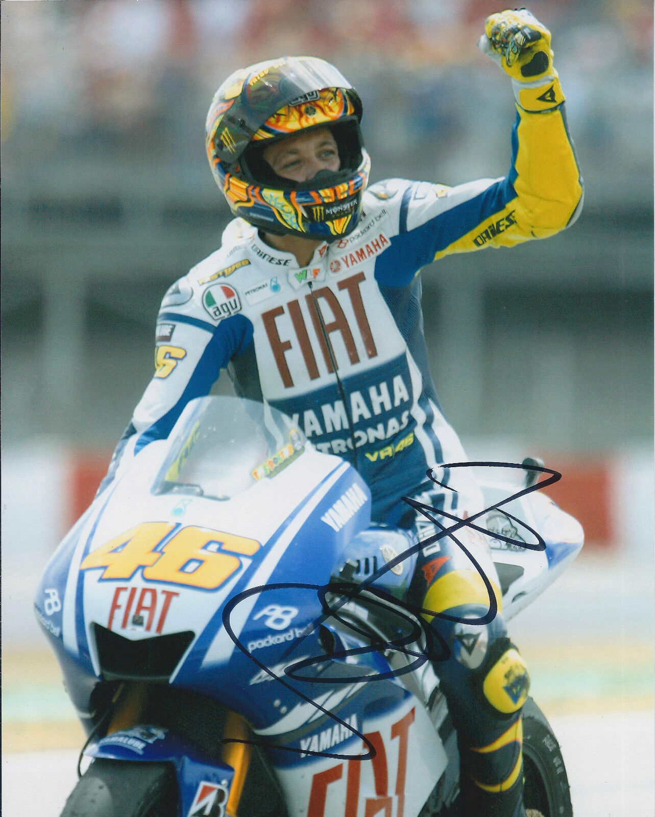 VALENTINO ROSSI Autograph SIGNED YAMAHA 10x8 Photo Poster painting AFTAL COA MOTO GP Champion