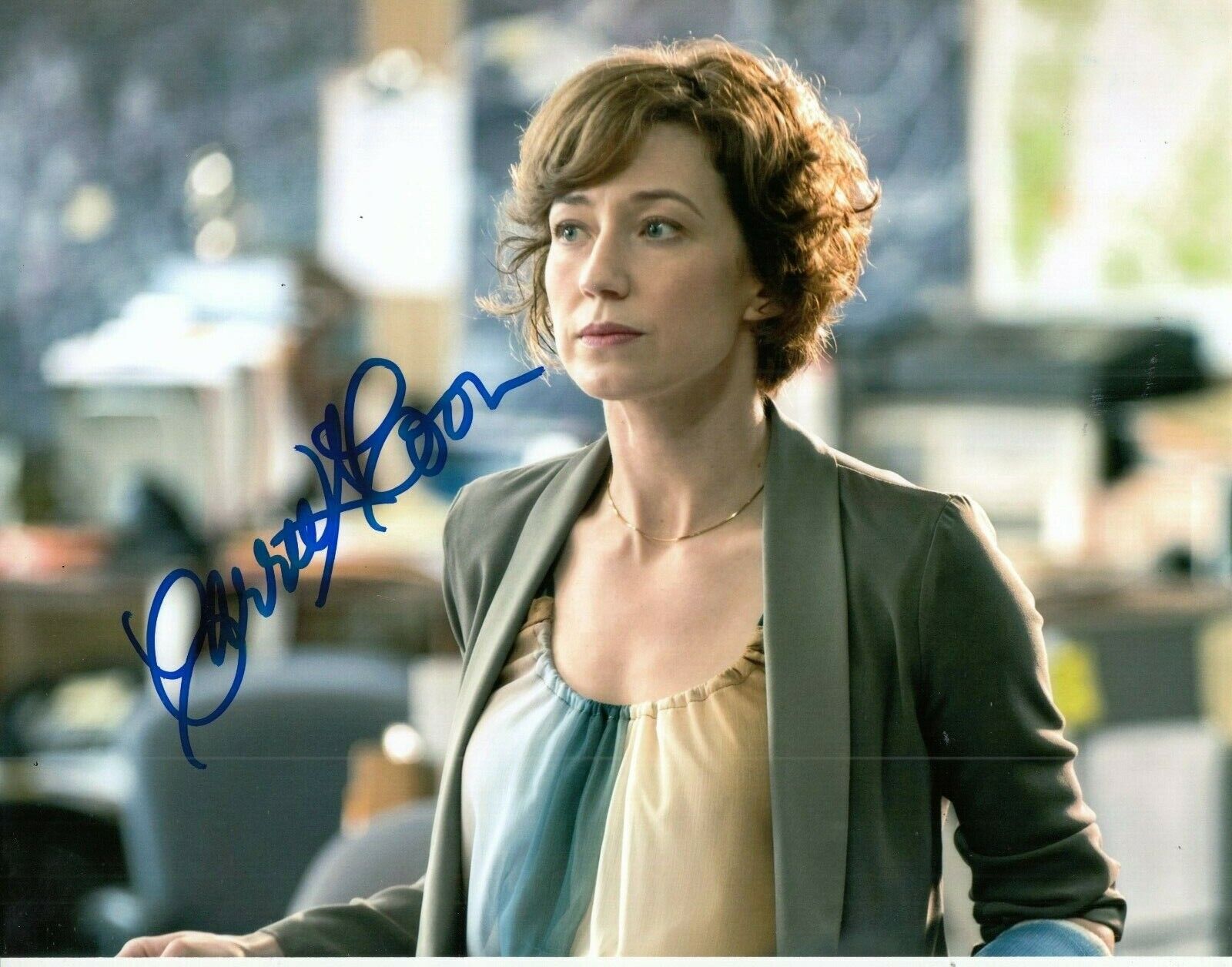 CARRIE COON signed (THE LEFTOVERS) TV Show 8X10 Photo Poster painting *Nora Durst* Photo Poster painting W/COA B