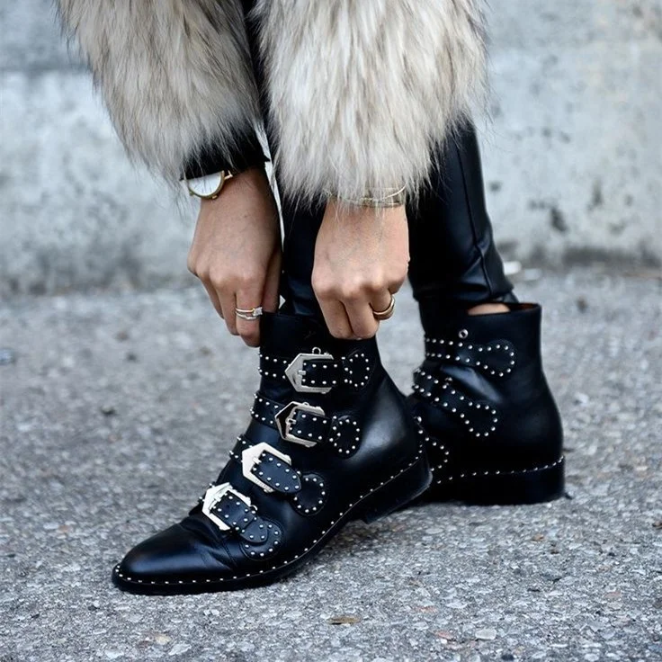 Black Studded Motorcycle Round Toe Booties Vdcoo