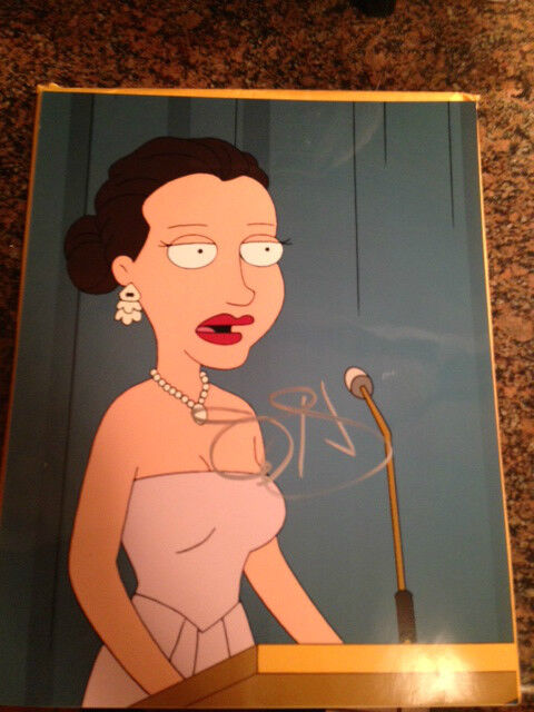 Anne Hathaway signed autographed 11x14 Photo Poster painting Family Guy