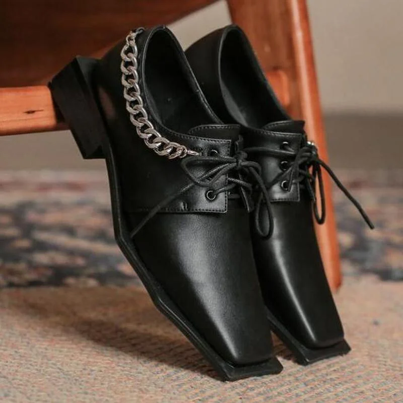 2021 Autumn New Women's Square Head Patent Leather Single Shoes Black Minority Chain Women's Shoes Low Heel Lace Comfy Flats