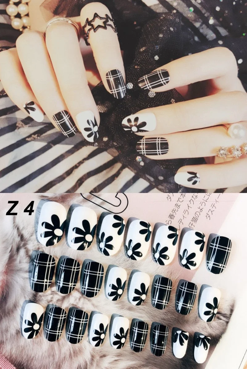 24 Pcs/Set False Nails Full Cover Artificial Fake Nails Press On Tips Painted Design Stickers Short Art Tips with Color Cute Red-Nail Inspo