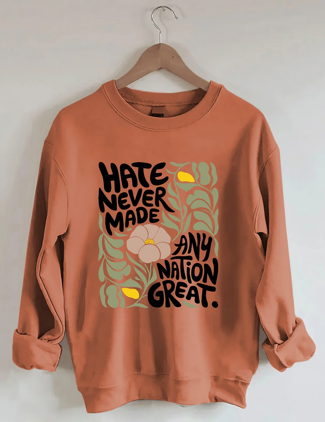Trendy Floral Sweatshirt