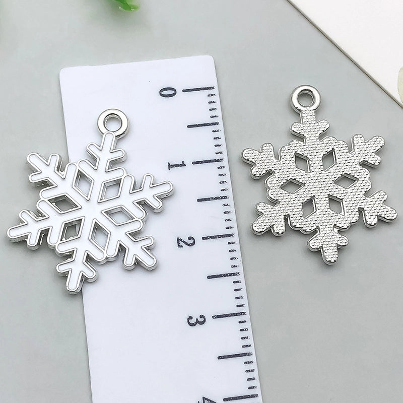 1 Piece 20 PCS/Package 13x16mm 16x21mm 18x20mm Alloy Snowflake Pendant Jewelry Accessories