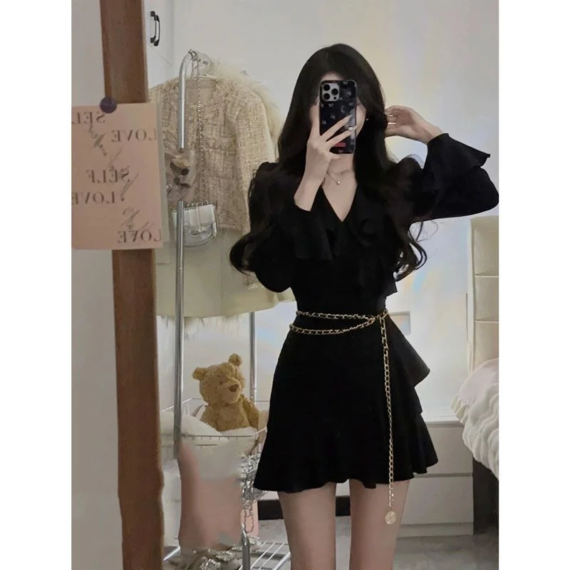 Toloer Toloer And Winter Pure Desire To Collect Waist Slim Show Thin Temperament Hepburn Wind Small Design Sense Black Inside Take Dress Children-Outfit Ideas