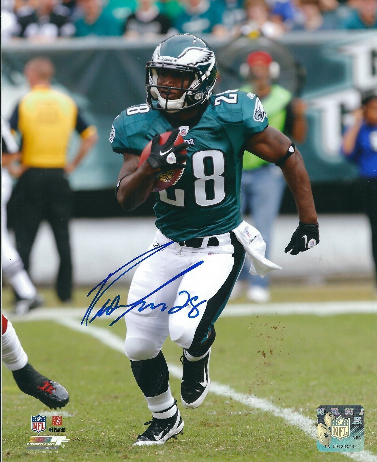 Autographed Dion Lewis 8x10 Philadelphia Eagles Photo Poster painting with COA