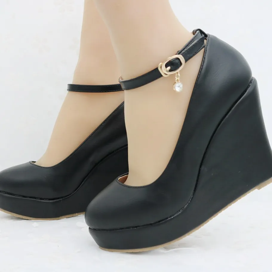 Churchf Churchf Bottom Heel Single Shoe With White Round Head Waterproof Table Slope Heel Wedding Shoes Pine Cake