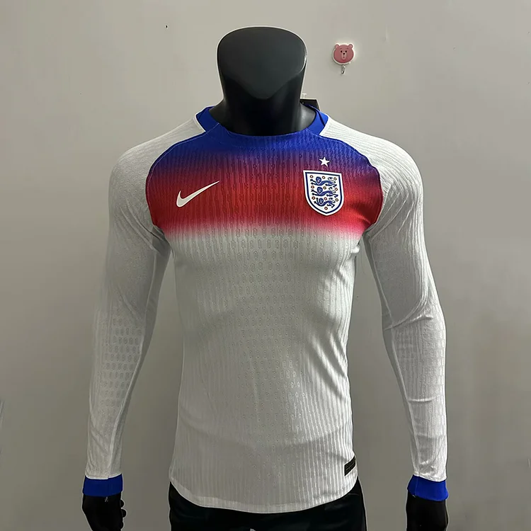 Players 25/26 England home jersey long sleeve