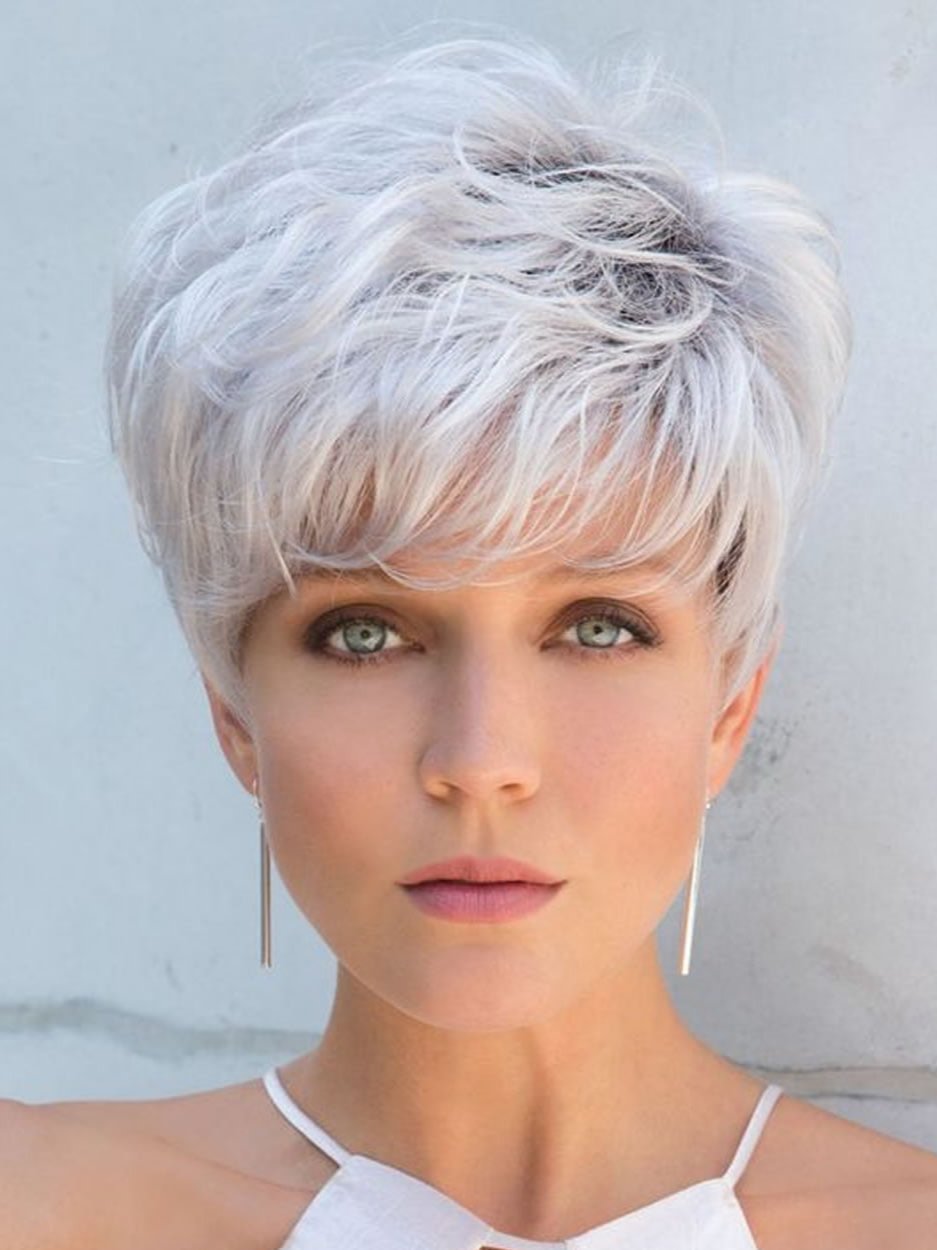OliveWigs Trendy Grey Short Pixie Hair Wigs with Bangs for Women｜Synthetic Wig
