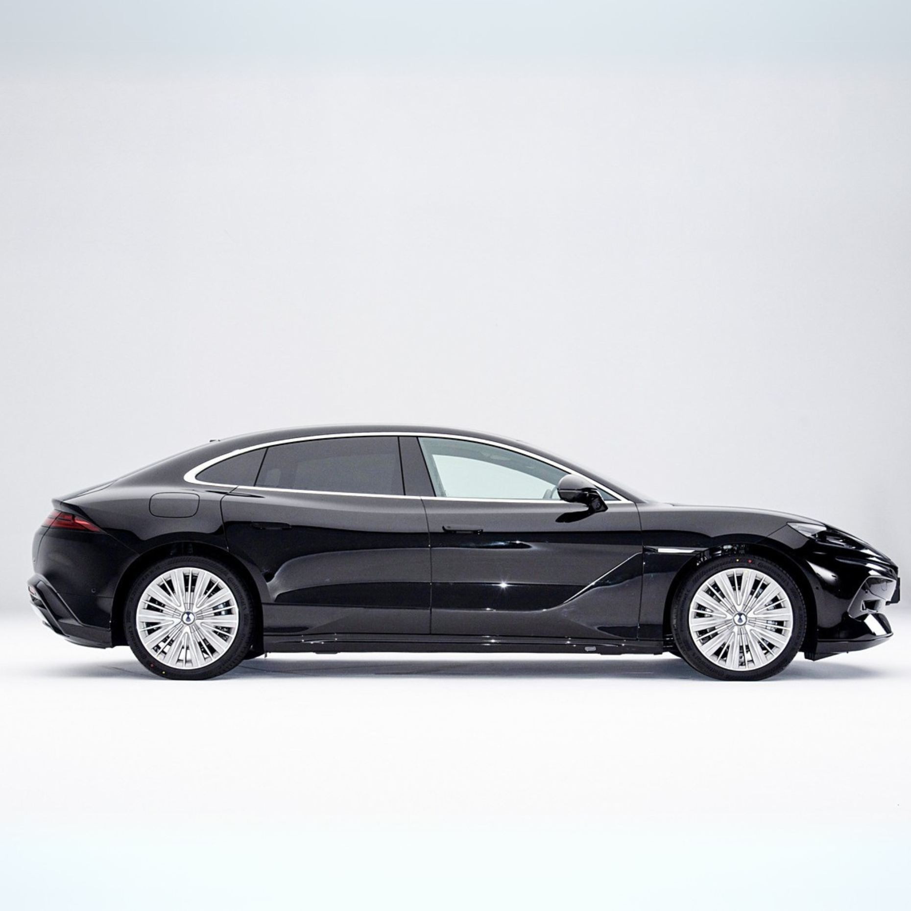 Denza Z9 2024 1100km 4WD Ultra Edition China Import And Export Auto Limited