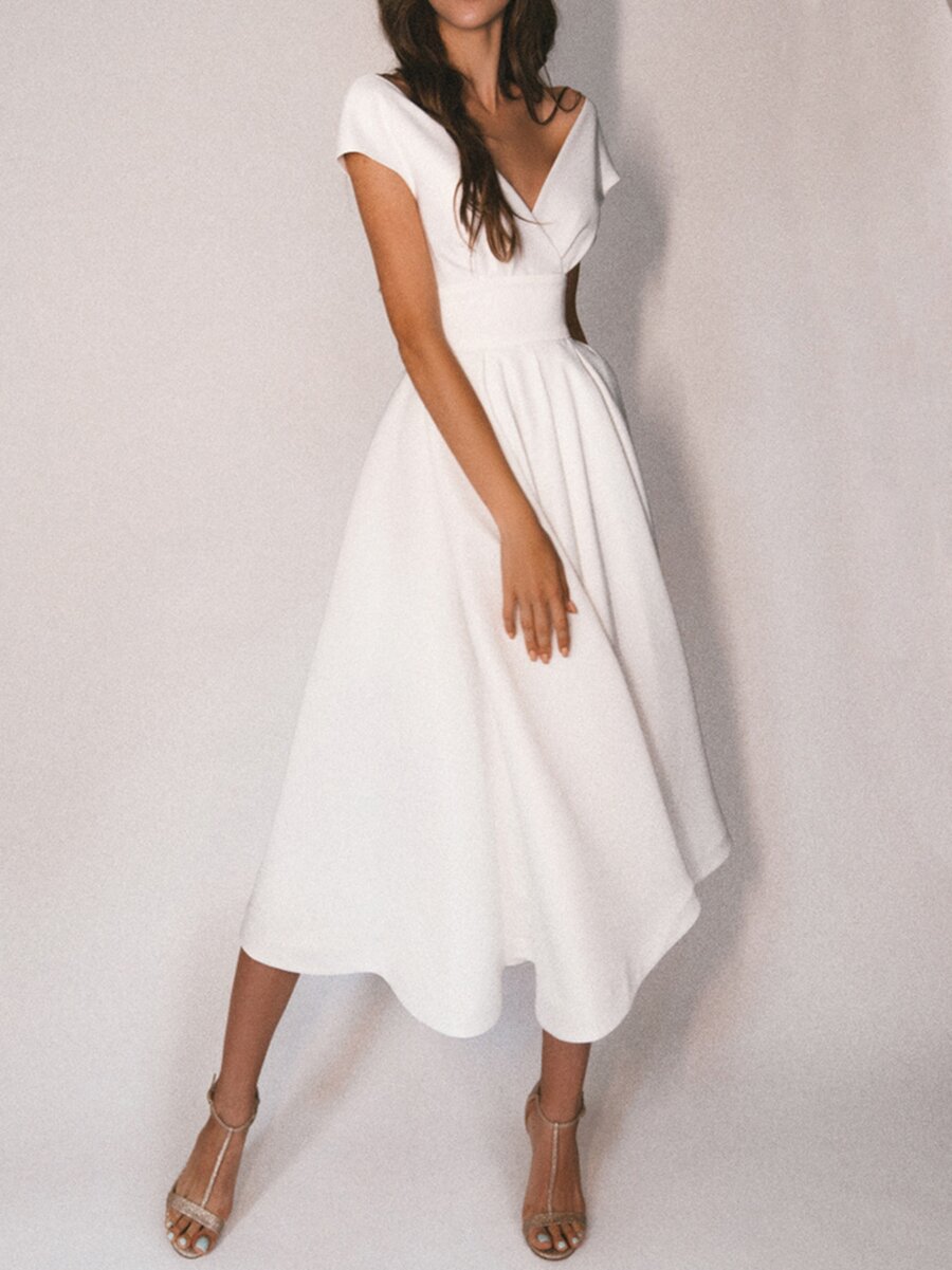 Elegant Sleeveless V-neck Strapless Swing  Dress