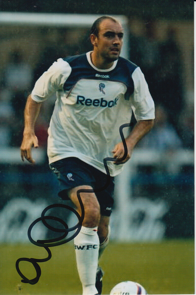 BOLTON WANDERERS HAND SIGNED GAVIN MCCANN 6X4 Photo Poster painting.
