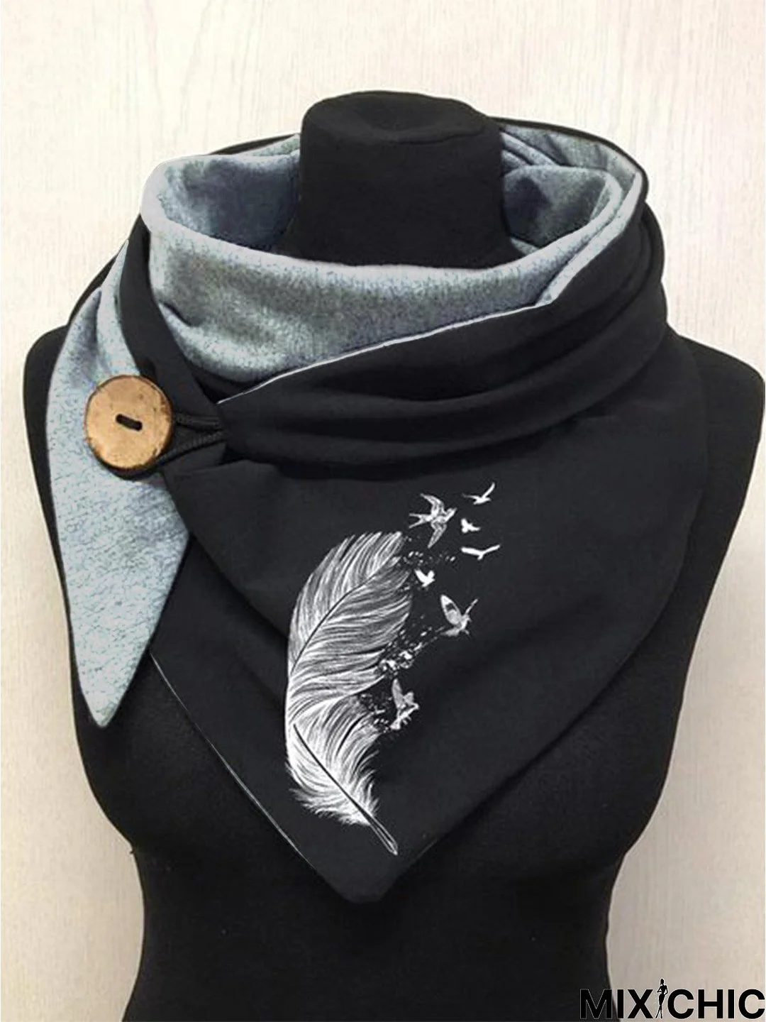 Feather print scarf