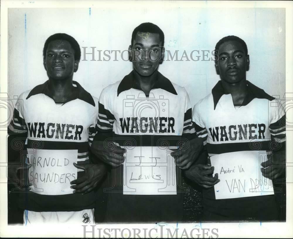 Press Photo Poster painting Wagner College Basketball's A. Saunders, J.J. Lewis and A. Van Drost