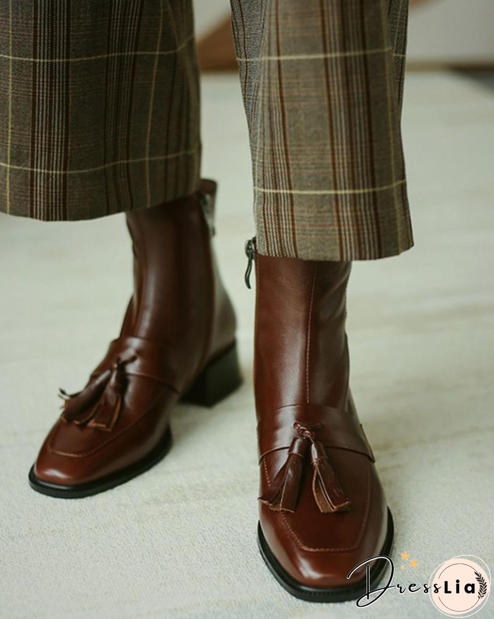 Solid Square-toe Tassel Low Heel Boots