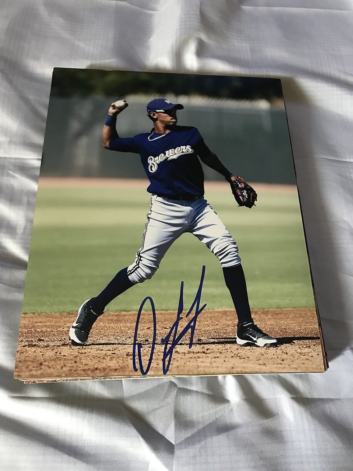 ORLANDO ARCIA MILWAUKEE BREWERS SIGNED AUTOGRAPHED 8X10 Photo Poster painting W/COA 3