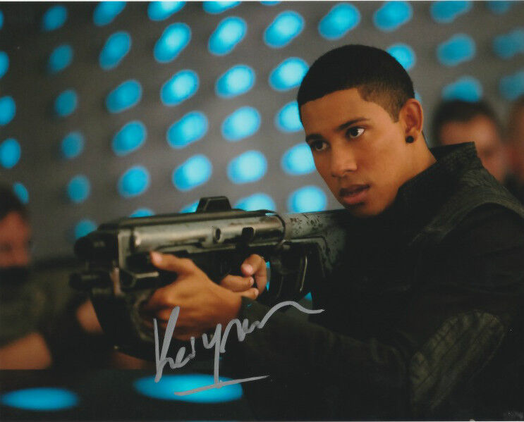 Keiynan Lonsdale Insurgent Autographed Signed 8x10 Photo Poster painting COA