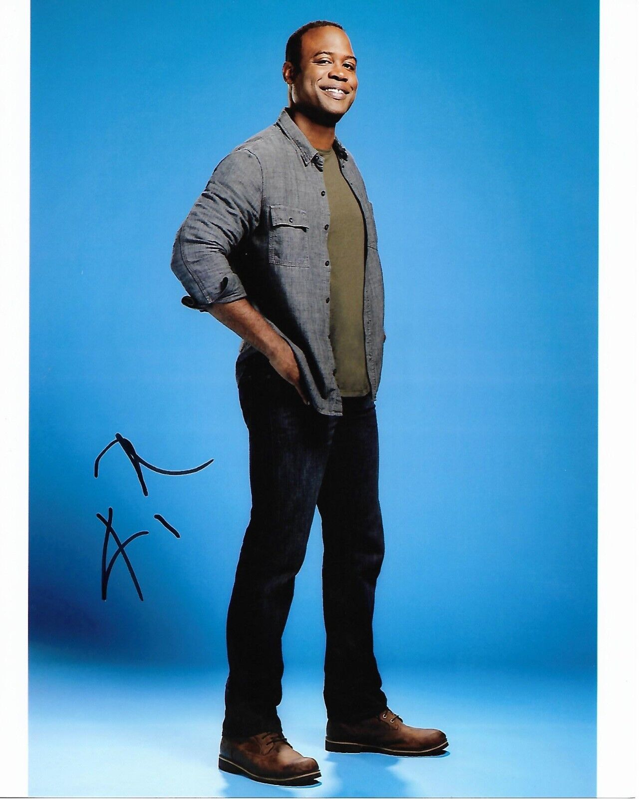 KEVIN DANIELS SIRENS AUTOGRAPHED Photo Poster painting SIGNED 8X10 #4 HANK