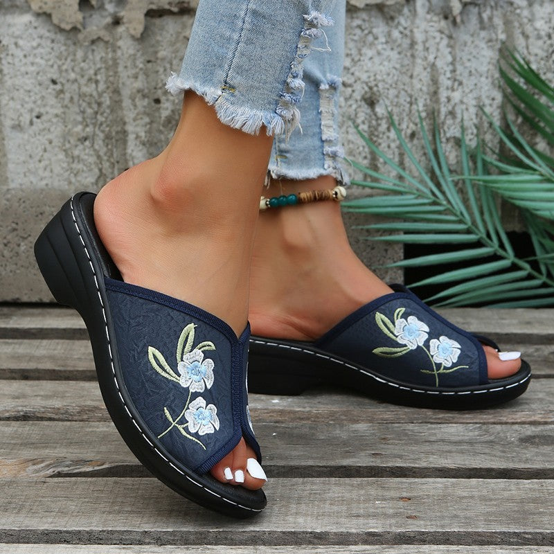Women's retro flower embroidery slides Peep toe slide sandals