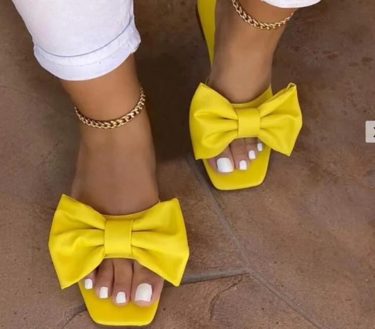 Spring/summer new  outdoor flat leather bow non-slip beach lady slippers casual all-match fashion women sandals QueenFunky