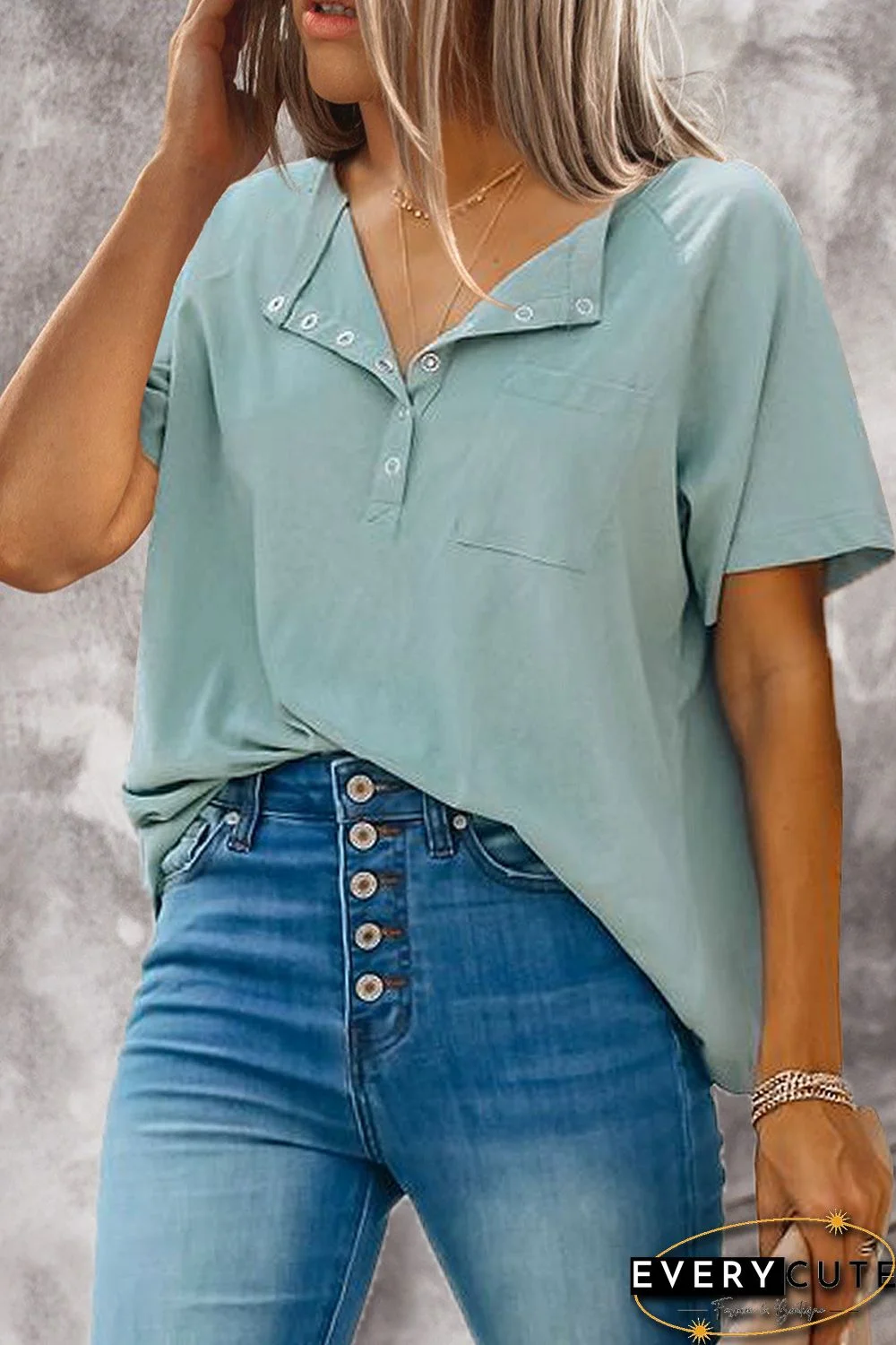 Green Snaps Pocketed Tee