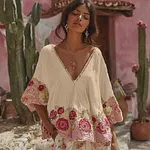 Women's Vintage Floral Art Embroidery Linen T-shirt - Image 3