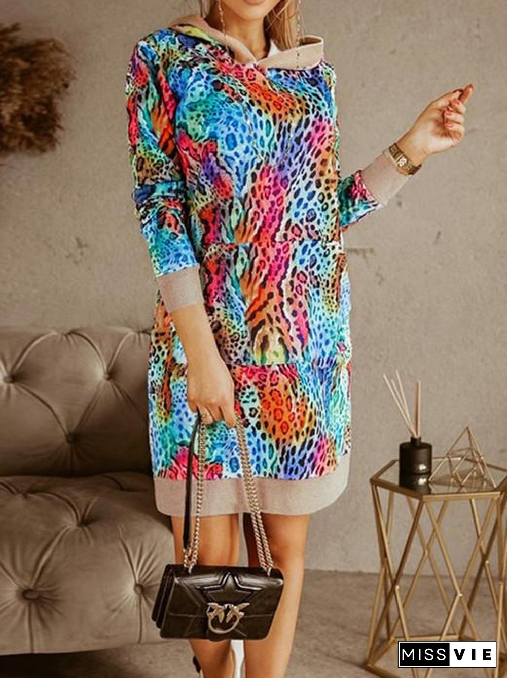 Women Long Sleeve Hooded Floral Printed Graphic Top