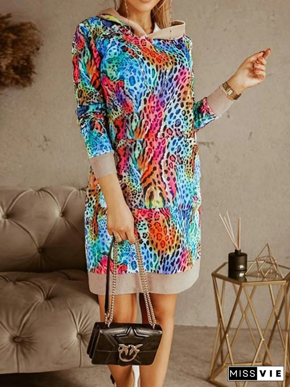 Women Long Sleeve Hooded Floral Printed Graphic Top