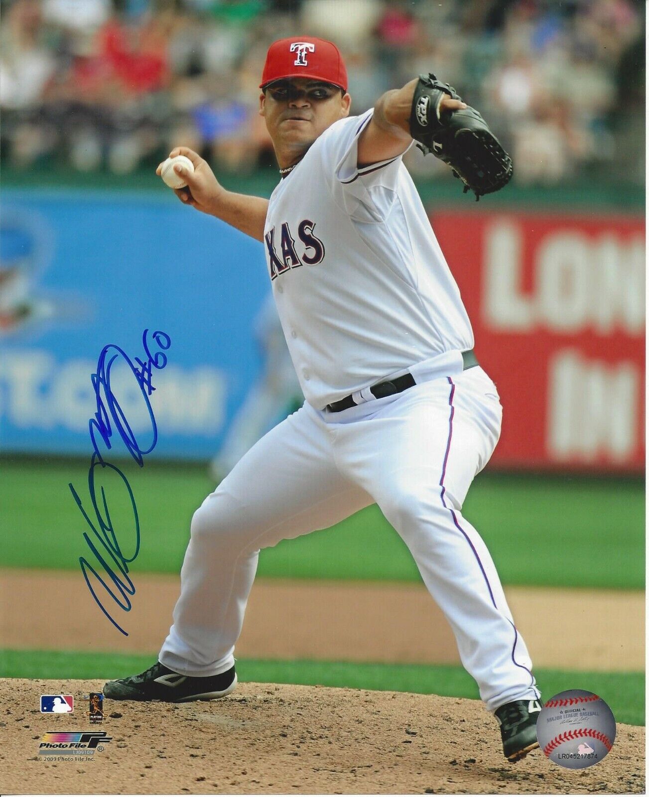 Warner Madrigal Autographed 8x10 Texas Rangers#S1074