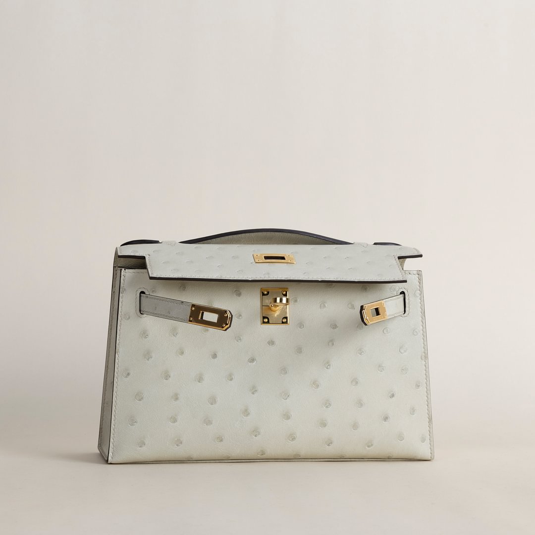 Kelly pochette Ostrich 3C Parchemin GHW