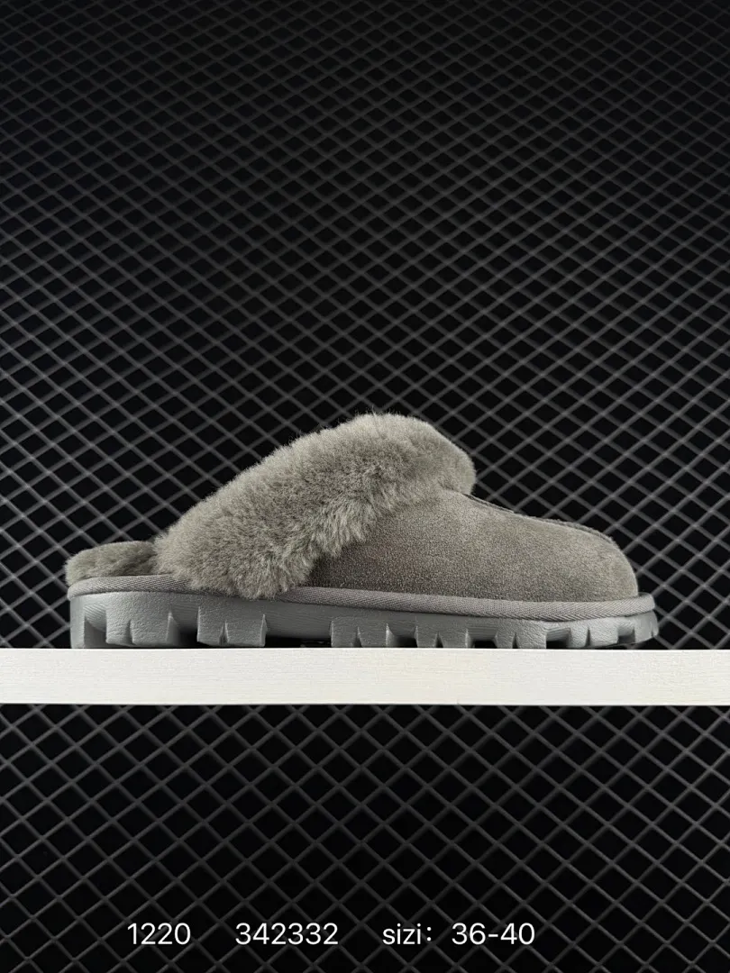 Top quality Winter and autumn sheepskin one-piece snow boots