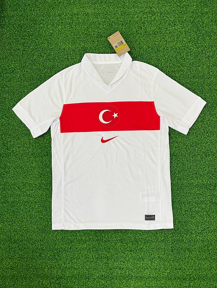 2024-25 T&uuml;rkiye Home Jersey