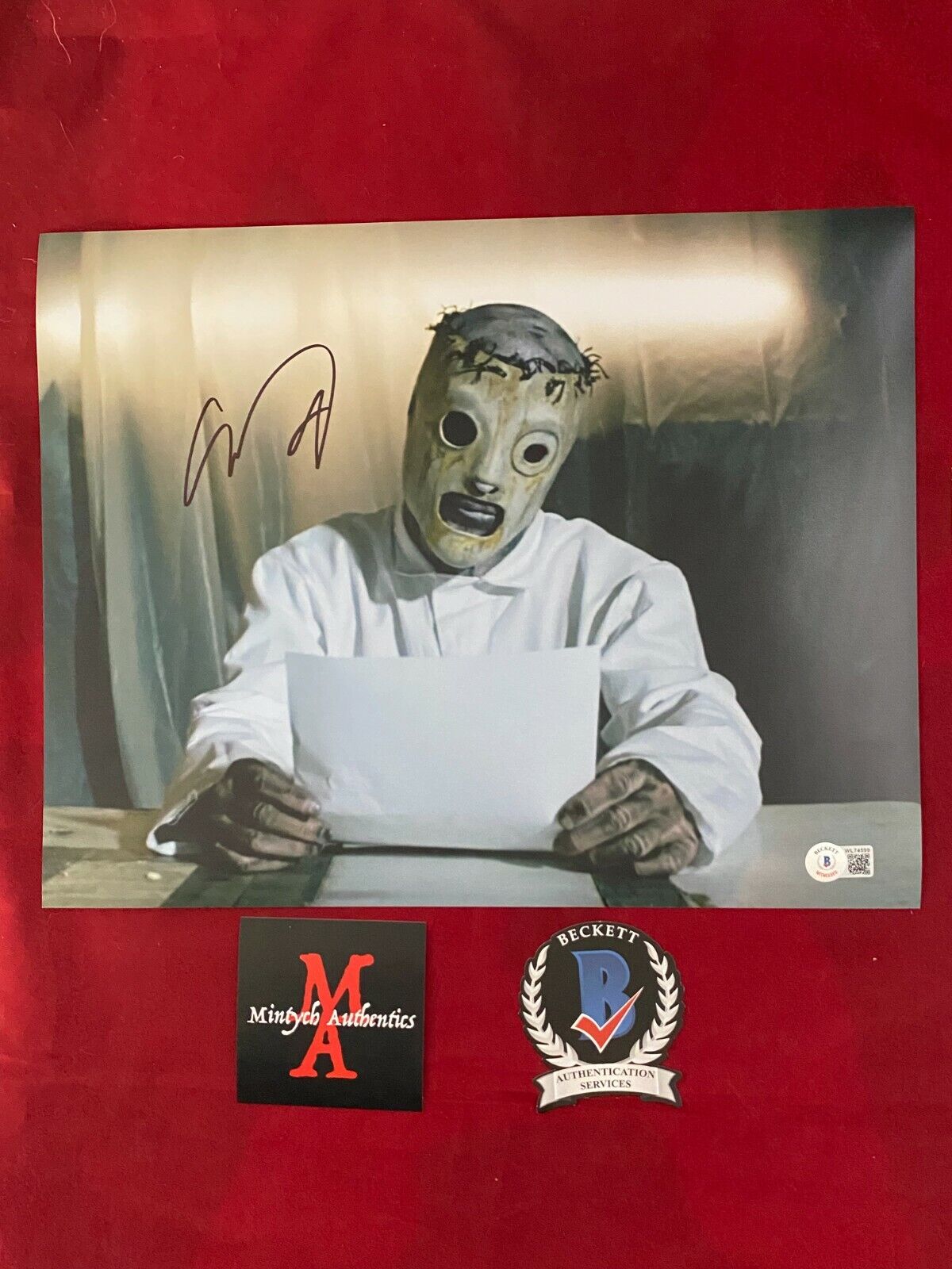 COREY TAYLOR SLIPKNOT STONE SOUR SIGNED 11x14 Photo Poster painting! BECKETT COA! CMFT! IOWA!