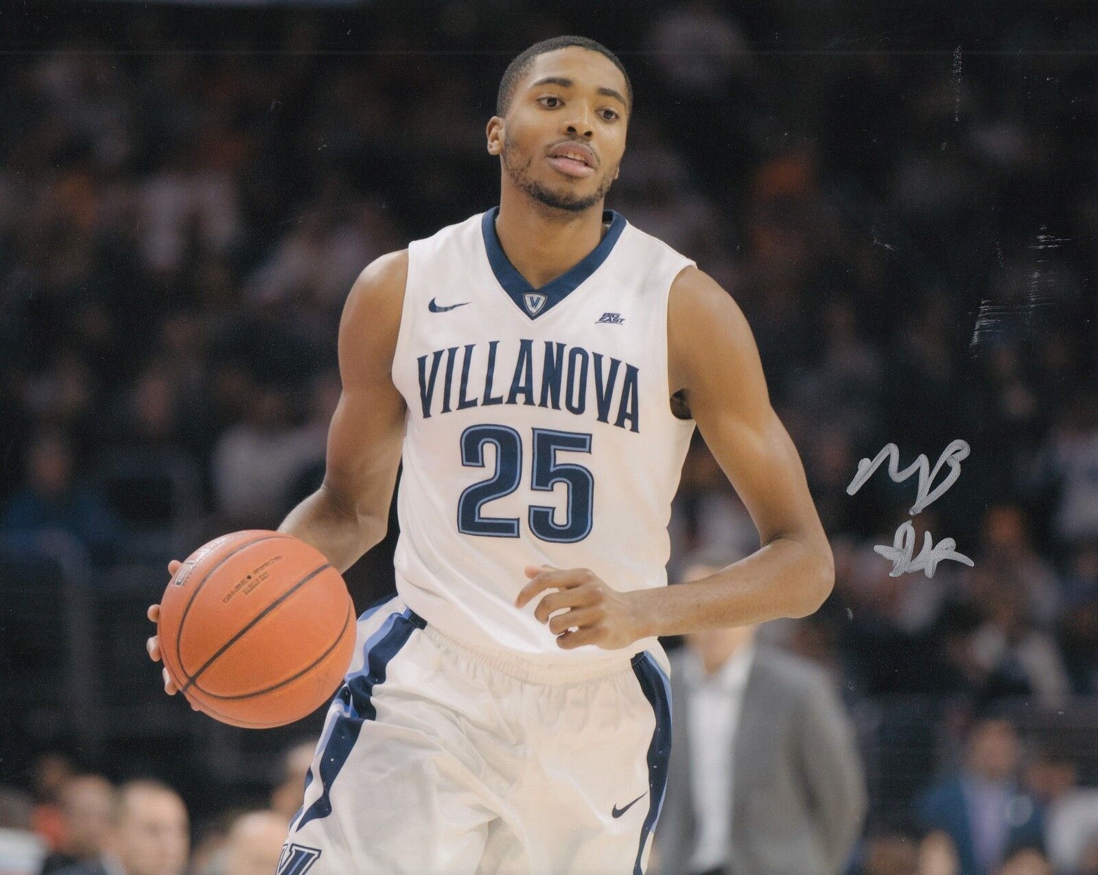 MIKAL BRIDGES signed (VILLANOVA WILDCATS) 8X10 Photo Poster painting *PHOENIX SUNS* W/COA #1