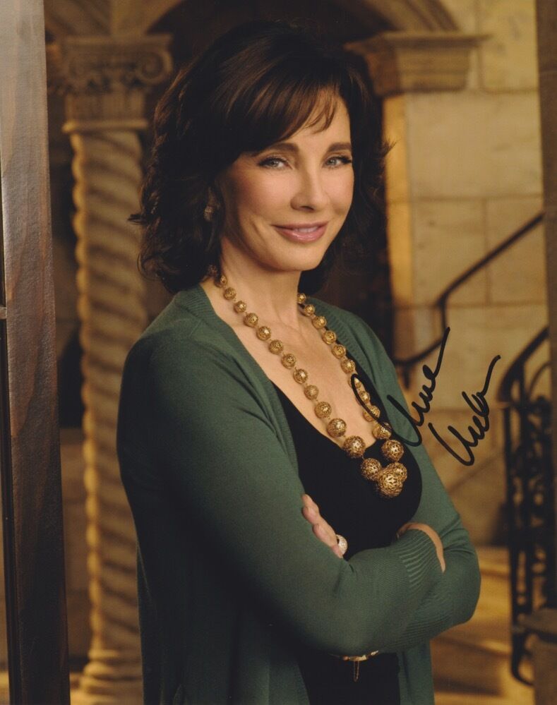 Anne Archer signed authentic 8x10 Photo Poster painting COA