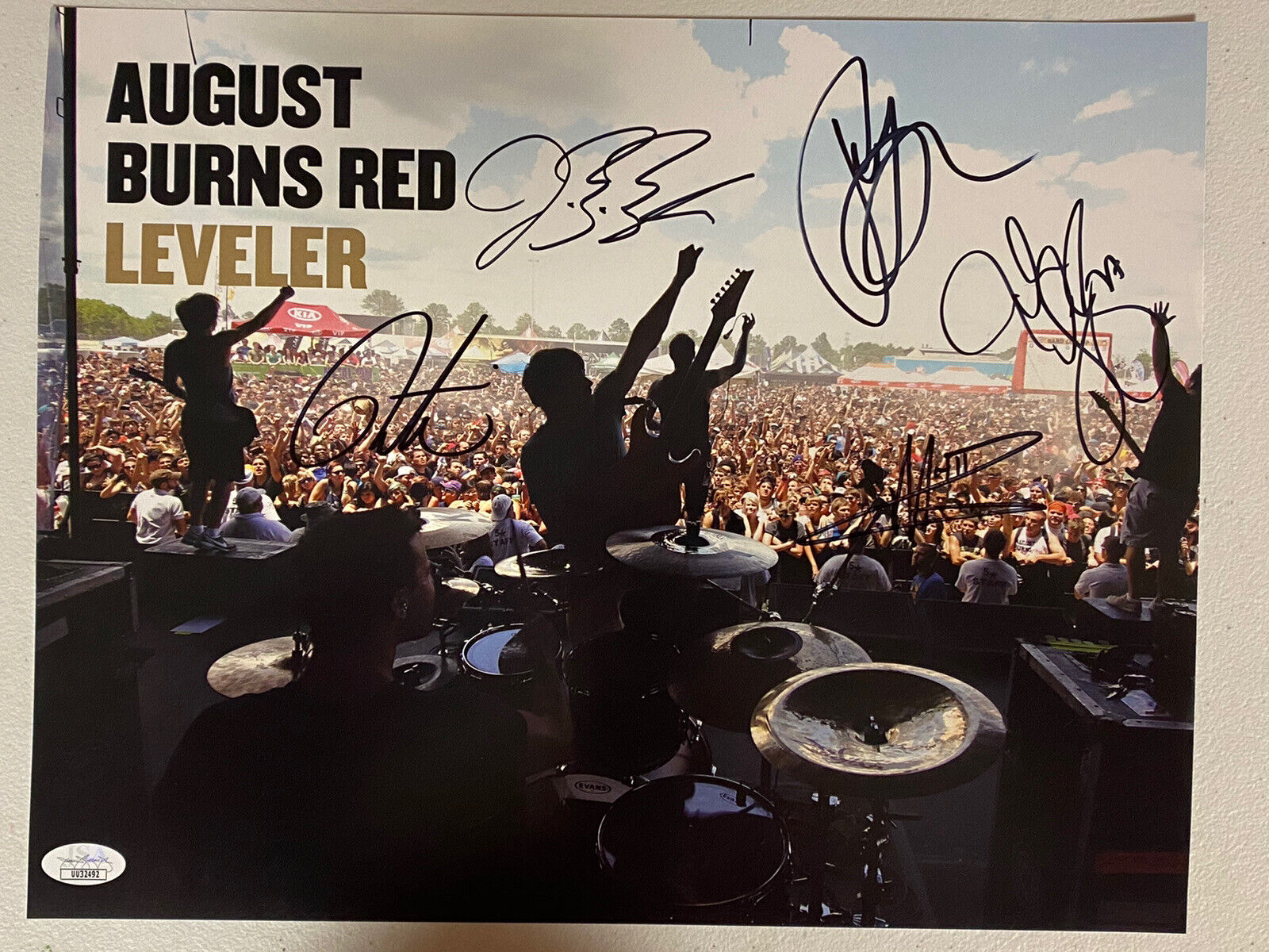 AUGUST BURNS RED SIGNED AUTOGRAPHED 11X14 LEVELER Photo Poster painting WITH JSA COA # UU32492