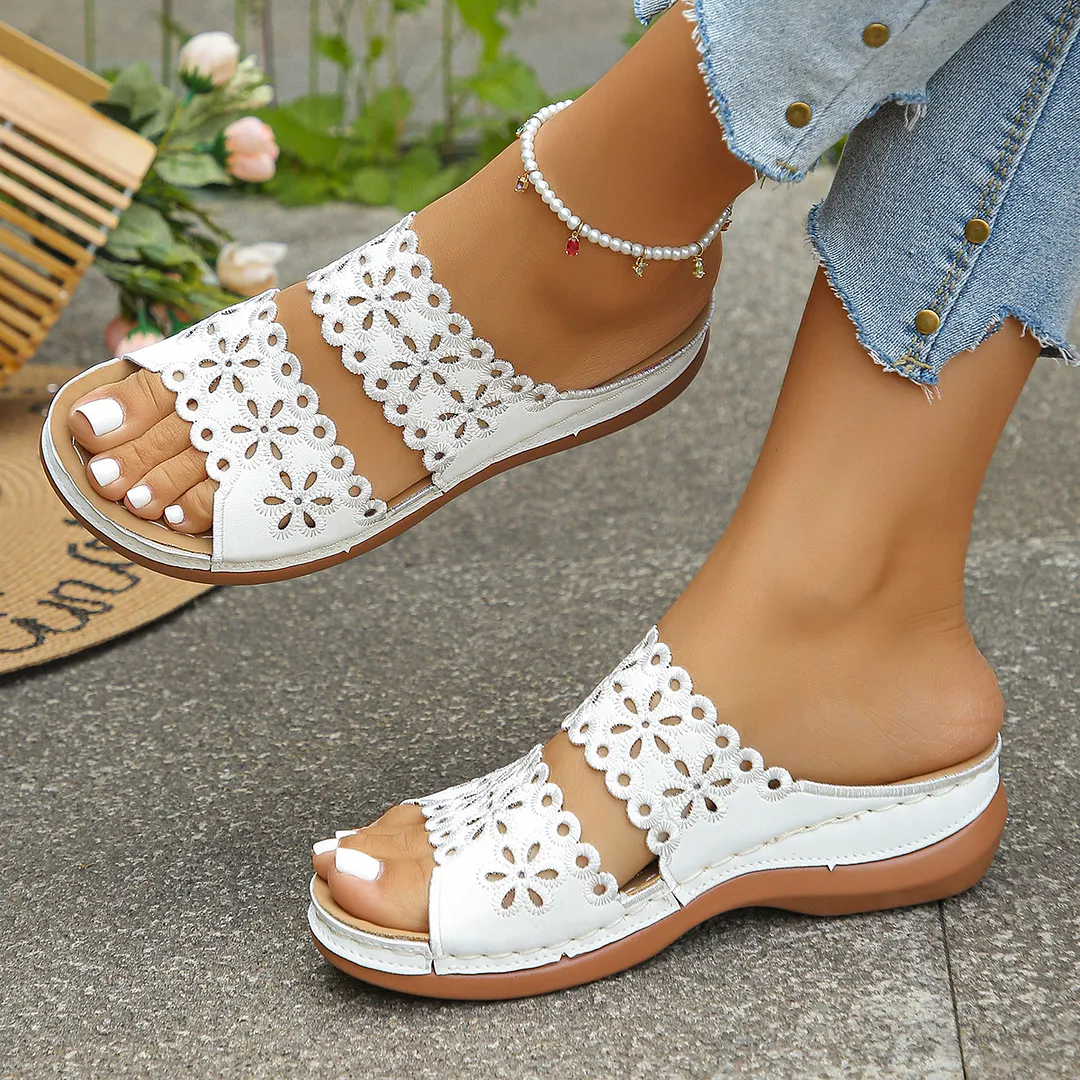 Breakj Breakj Hollow Flowers One-Word Slippers Women In The Summer Of 2025 New Leisure Thick Bottom Slope And Cold Slippers Women
