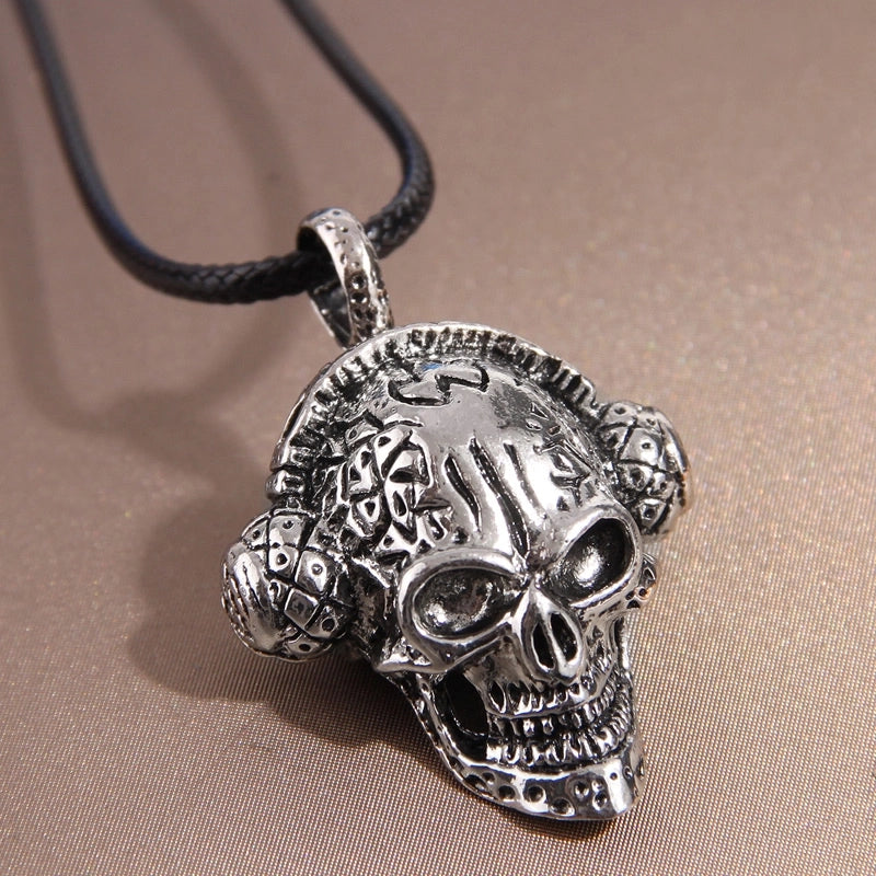 Cool Style Spider Spider Web Skull Alloy Wax Rope Inlay Rhinestones Halloween Men’s Pendant Necklace