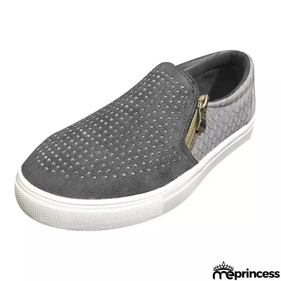 Super Cute Crystal Decorated Shining Flat Shoes For Women