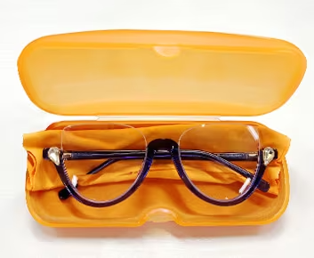 Store eyeglasses properly