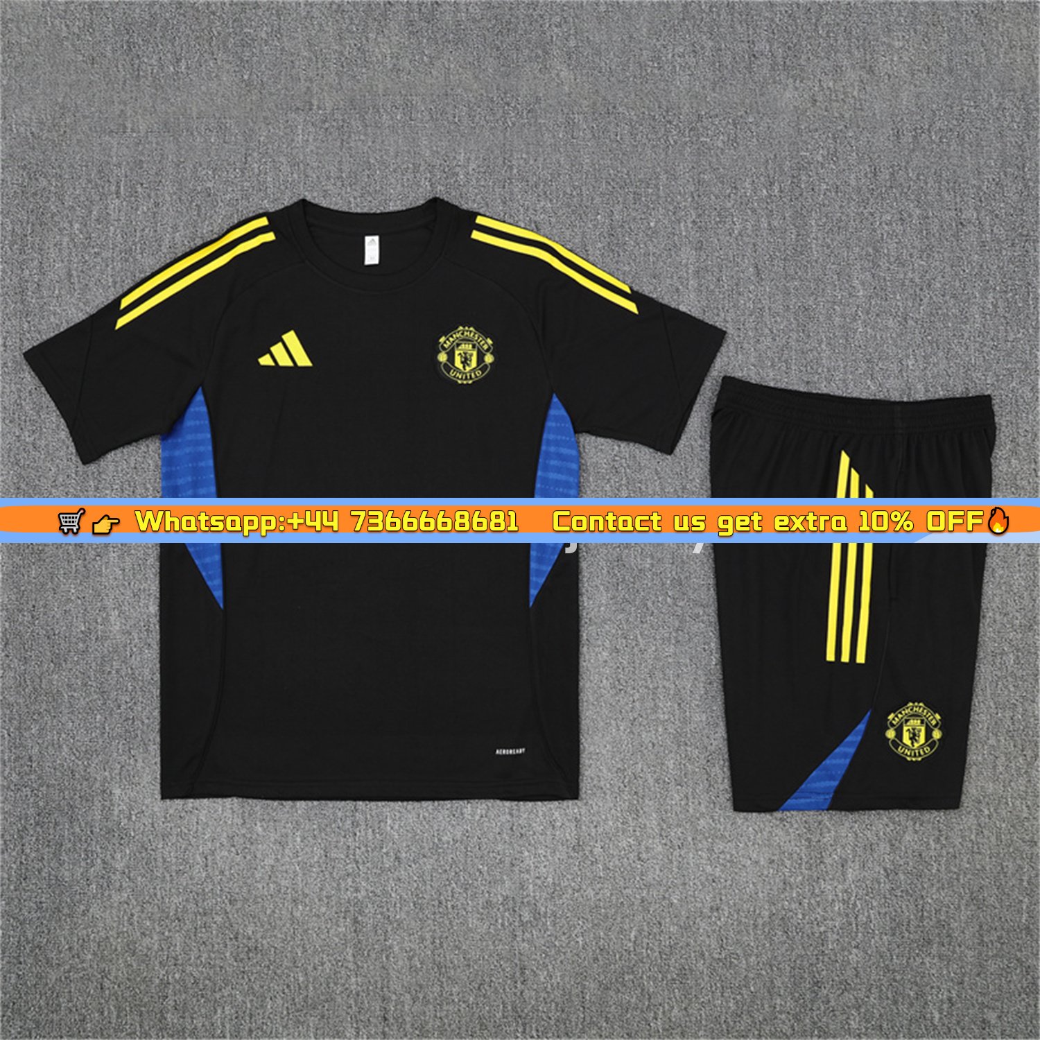 Manchester United 25-26 Short-Sleeve Training Set - Black Top & Black shorts