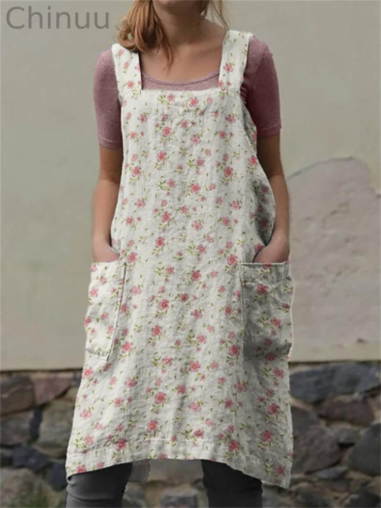 Cottage Floral Patch Pockets Cross Back Apron